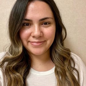 Meet your Posher, Brooke